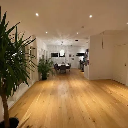 Moderne Sentralt Hus Bergen